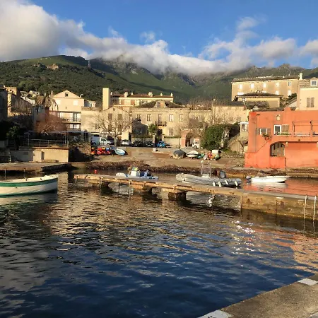 Grande Terrasse Sur La