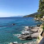 Grande Terrasse Sur La