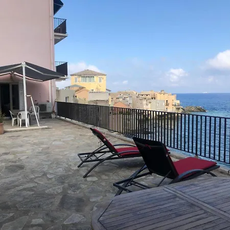 Grande Terrasse Sur La Brando