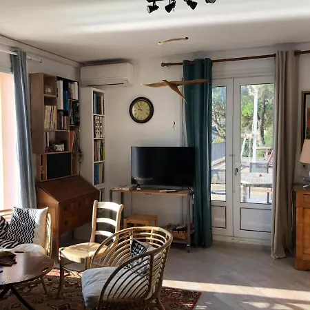 Grande Terrasse Sur La * Brando