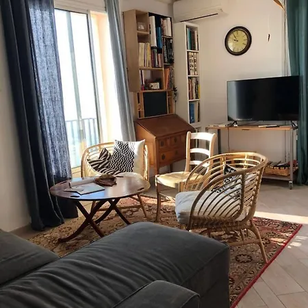 Grande Terrasse Sur La Brando