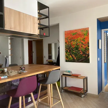 Grande Terrasse Sur La