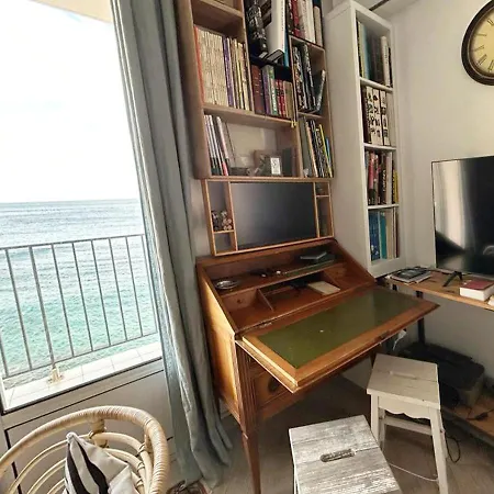 Grande Terrasse Sur La