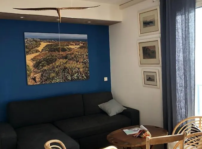 Grande Terrasse Sur La *