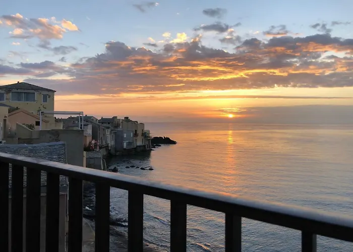 Grande Terrasse Sur La Brando