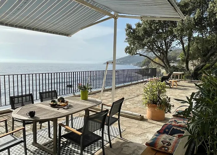 Grande Terrasse Sur La